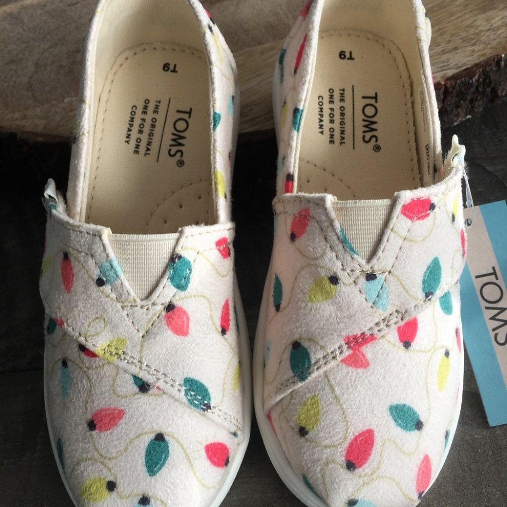 Toms Belmont  Print Slip-On Sneaker Toddler Girl   New Without Box